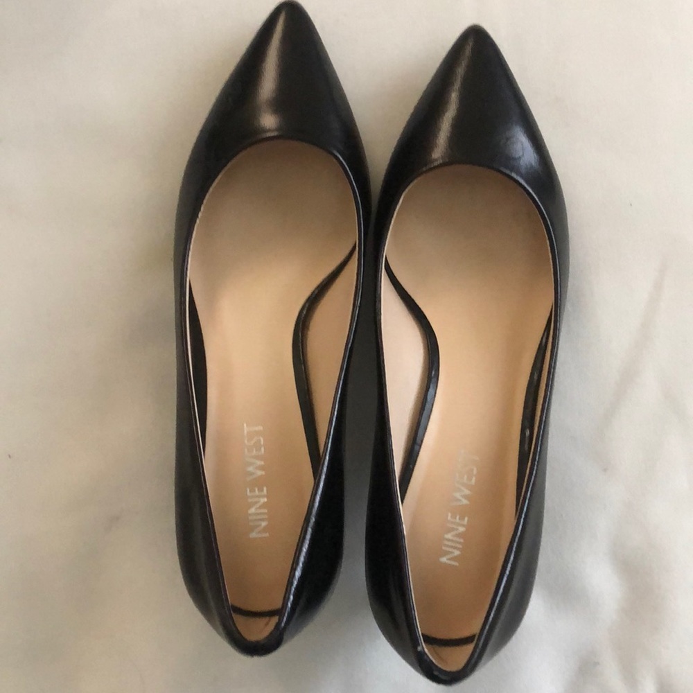 Nine West Black Pumps